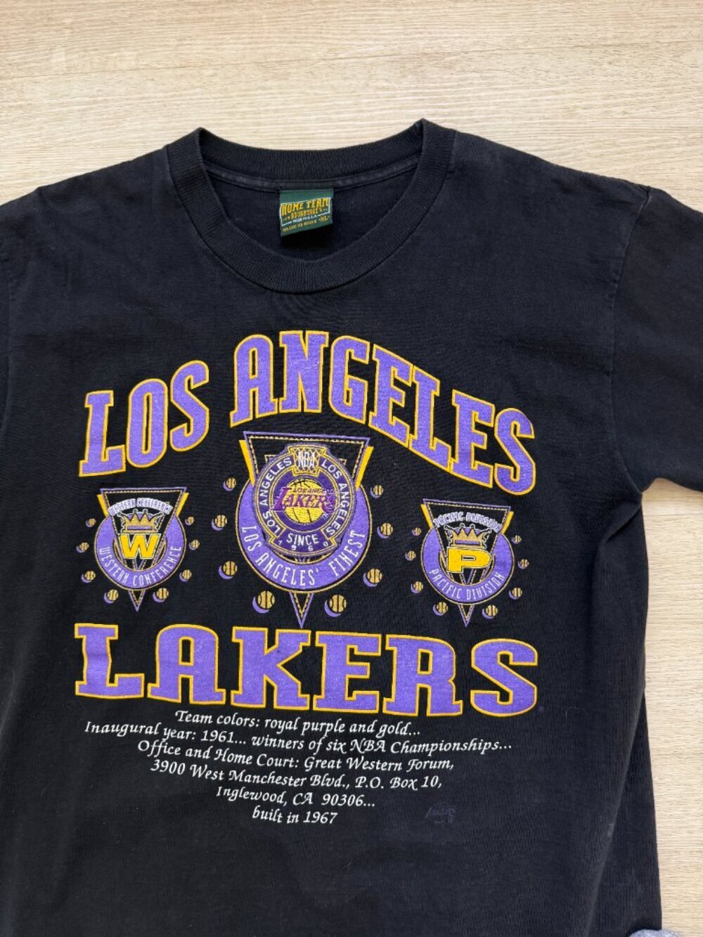 Vintage Los Angeles Lakers 90s T-Shirt XL NBA Single Stitch Black Embroidered